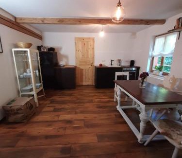 Kammerstein Apartment | Ferienwohnung Kunst und Kulturschuppen Hasenmühle