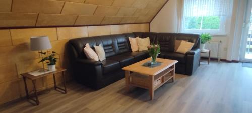 Sudwinsen Apartment | Ferienwohnung Landmann