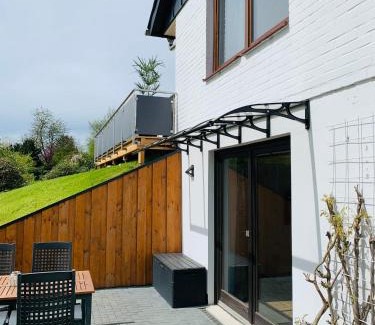 Nuttlar Apartment | Ferienwohnung Losenberg