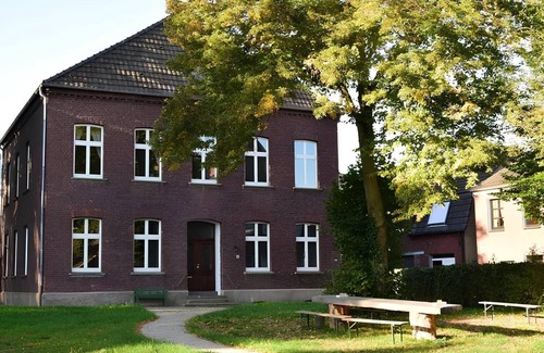 Kervenheim Condo | Ferienwohnung Maria - Mit Platz und Flair