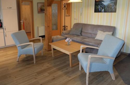 Ehrenberg Apartment | Ferienwohnung May