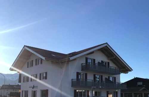 Feldwies Apartment | Ferienwohnung mit Balkon, 95qm für Max. 4 Personen