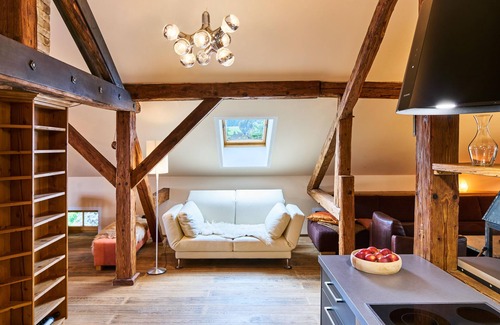 Bad Feilnbach Apartment | Ferienwohnung mit Balkon und Bergblick