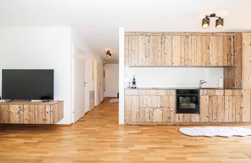 Buerserberg Apartment | Ferienwohnung mit Terrasse