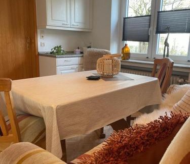 Eystrup Apartment | Ferienwohnung mit WINTERGARTEN in Bahnhofsnähe