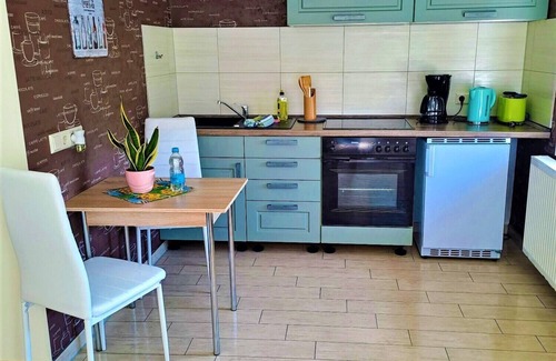 Neukalen Apartment | Ferienwohnung Neukalen am Kummerower See
