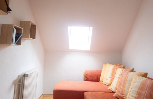 Ulmen Apartment | Ferienwohnung Nickelswiese N°2 Ruhige Lage, Sehr Geräumig. Haustierfreundlich!