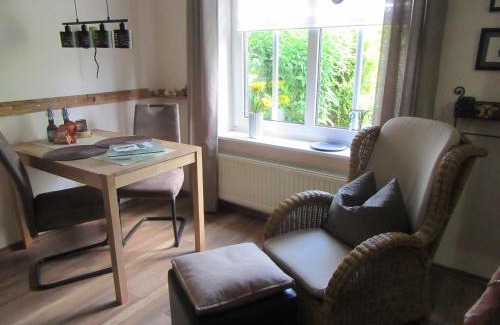 Pewsum Apartment | Ferienwohnung Nowara