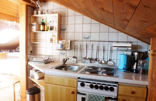 Hoslwang Apartment | Ferienwohnung Ost, 40 qm Dachgeschoss, 1 Kombiniertes Wohn- und Schlafzimmer