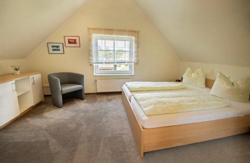 Westerstede Apartment | Ferienwohnung Reddemann