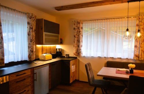 Huettschlag Apartment | Ferienwohnung Rohrmoser mit 2 Schlafzimmern