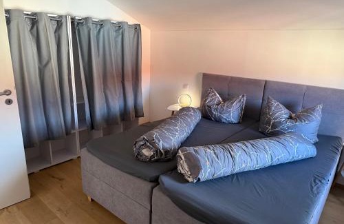 Tittmoning Apartment | Ferienwohnung Stadtplatz 28 Tittmoning Burghausen Salzburg Familie