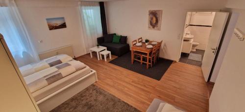 Prichsenstadt Apartment | Ferienwohnung Steigerwald Prichsenstadt-Brünnau