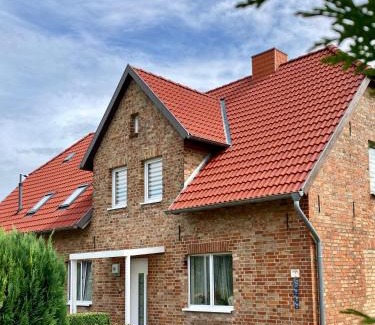 Wahrstorf Apartment | Ferienwohnung Warnowidyll