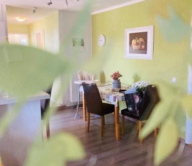 Wahrstorf Apartment | Ferienwohnung Warnowidyll