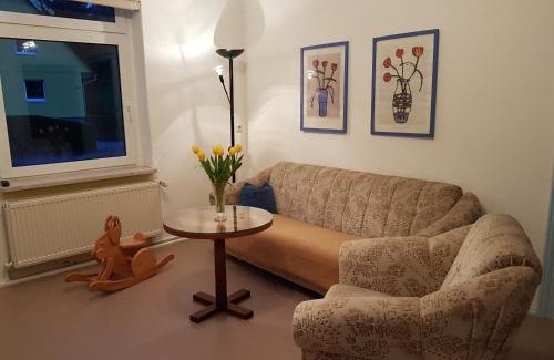 Greiz Apartment | Ferienwohnung West - Alte Schule Sachswitz