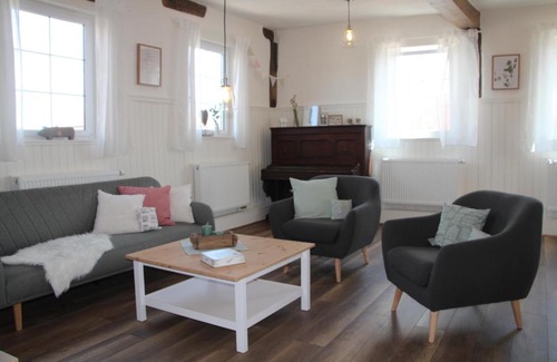 Oberleichtersbach Apartment | Ferienwohnung - Zur alten Wirtsstube