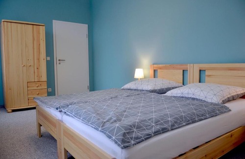 Schenkendobern Apartment | Ferienwohnung "Zum Dorfkrug"