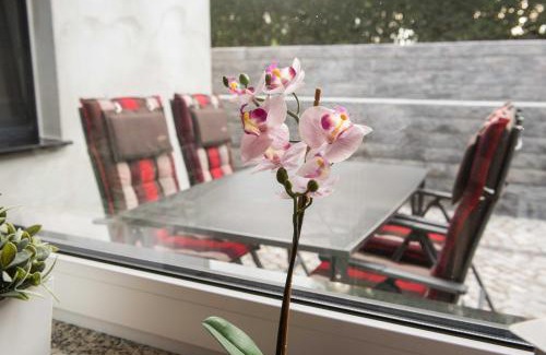 Kromsdorf-Nord Apartment | Ferienwohnungen Am Schenkgarten