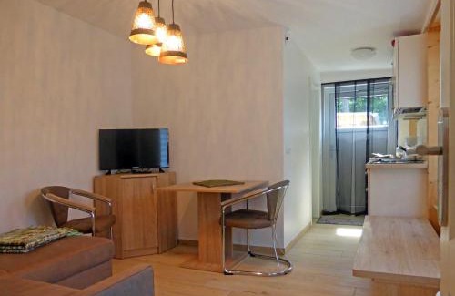 Bodstedt Apartment | Ferienwohnungen am Waldessaum