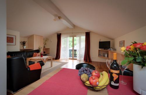 Untergrainau Apartment | Ferienwohnungen Andrea