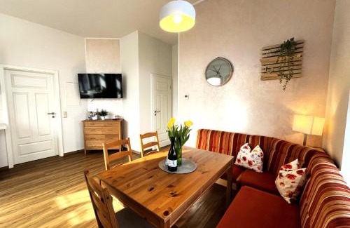 Gorbitz-Sud Apartment | Ferienwohnungen Landeskrone Dresden