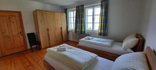 Notsch im Gailtal Apartment | Ferienwohnungen Schloss Wasserleonburg