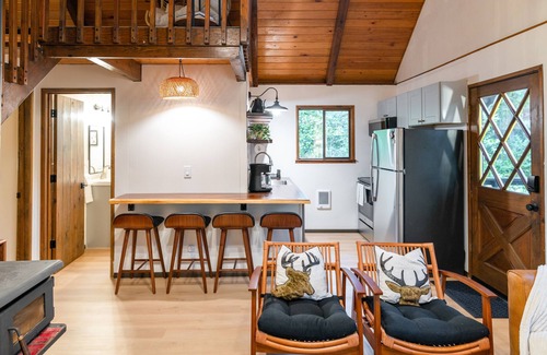 Baring Cabin | Fern Grove Cabin - Riverfront, Mountain views, Hot tub, Fire pit, Pet-friendly