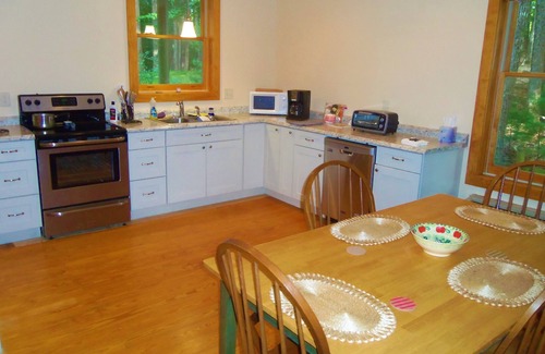 Deep Gap House | Fern Hill: Breathtaking Mountain Views and Outstanding Amenities