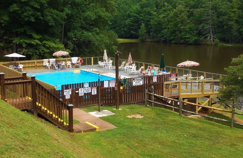 Deep Gap House | Fern Hill: Breathtaking Mountain Views and Outstanding Amenities