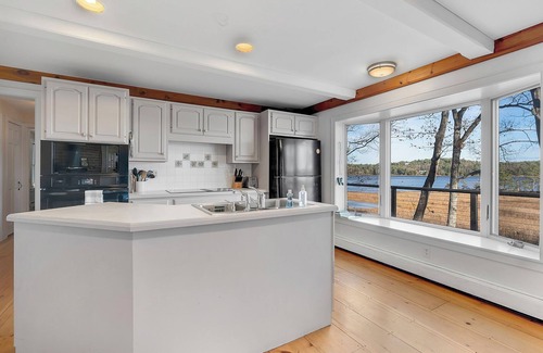 Mac Mahan House | Ferndale House; Woods and Water Views