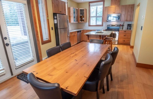 East Kootenay Condo | Fernie - Timberline Lodges Juniper #619