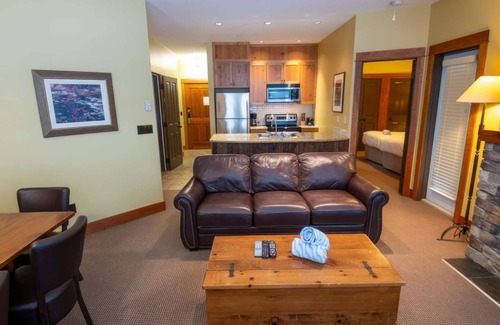 East Kootenay Condo | Fernie - Timberline Lodges Juniper #631