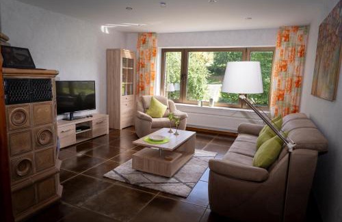 Glees Apartment | Fewo am Wingertsberg Glees Laacher See