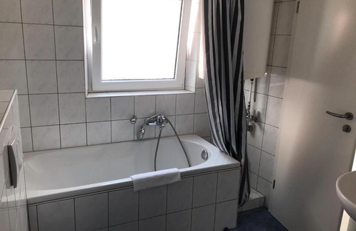 Bad Windsheim Apartment | FEWO CITY