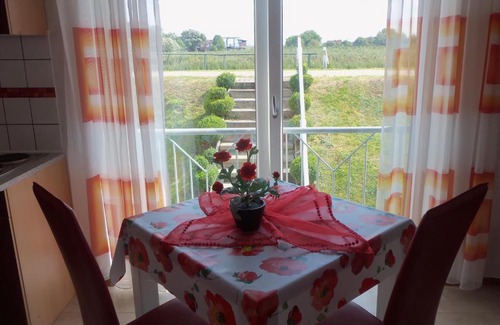 Gruenerdeich Apartment | Fewo Elbblick im Haus Lühegarten