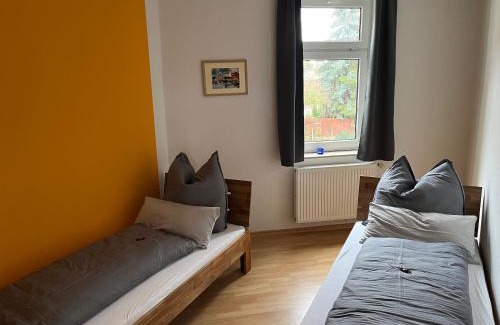 Dessau Apartment | FeWo "Franzi" 5 Personen, zentrale Lage, Parkplatz