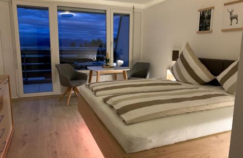 Scheidegg Apartment | FeWo Längl -Alpenguck- mit Pool und Sauna im Allgäu