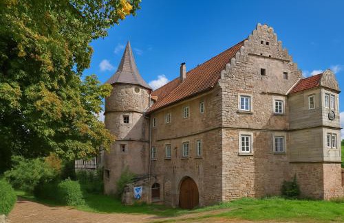 Hildburghausen Apartment | FeWo Zar Ferdinand Schloss Weitersroda