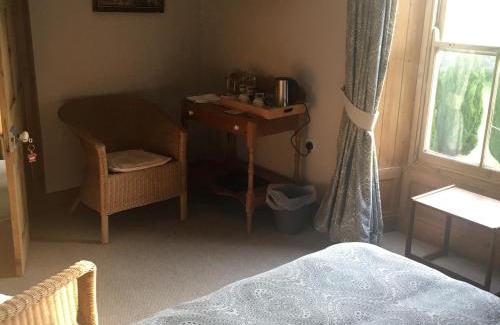 Llanddarog Bed & Breakfast | Fferm Glanyrynys Farm