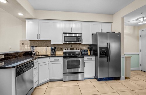 Kill Devil Hills Condo | FFR104 - Beach Retreat by First Flight Rentals
