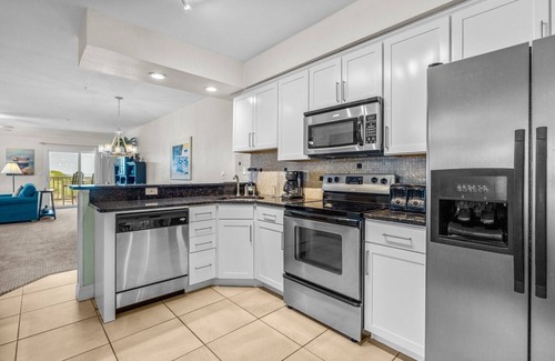 Kill Devil Hills Condo | FFR104 - Beach Retreat by First Flight Rentals