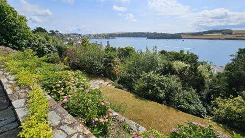 St. Mawes House | Fiddlers Green