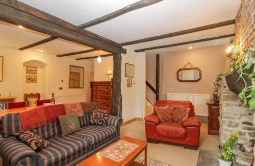 Cannards Grave House | Field Cottage