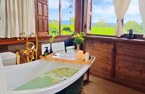 Rim Nuea House | Fieldlight & Pool Villa 云上稻影Private Pool &Rice View