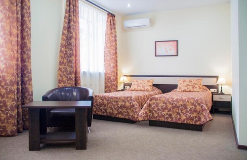 Orsk Hotel | Fiesta Hotel