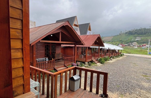 Dieng Kulon Villa | Fifa Cabin 2 By Fifa Grup