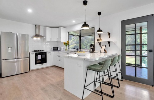 Peachester House | Fig Tree Cottage @ Sunshine Grove