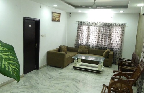 Jubilee Hills House | Film nagar Home stay