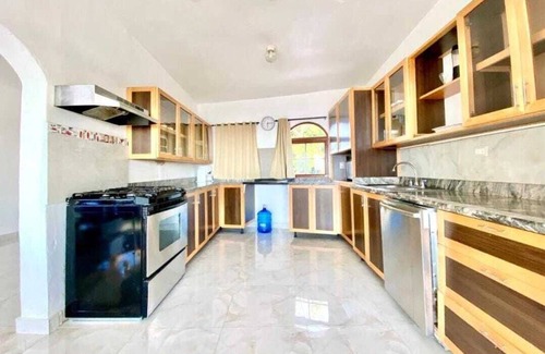 Los Brazos Apartment | FINALLY AVAILABLE: EXCLUSIVE PENTHOUSE FOR EXCENTRIC LOVERS OF NATURE! Long term